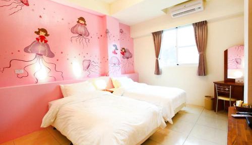 Twin Room with Mountain View