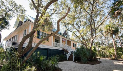 Four-Bedroom Holiday Home