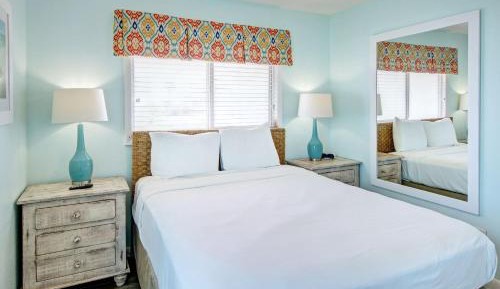 Two-Bedroom Apartment - Sea Villas F7