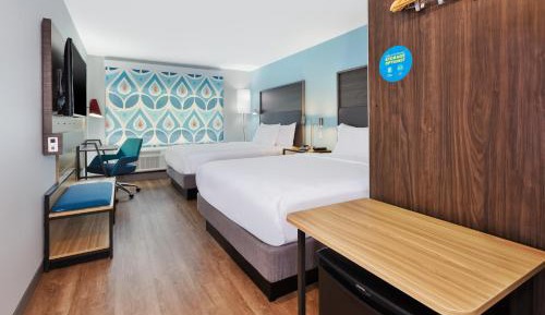 Queen Room with Two Queen Beds
