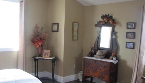 Twin Room with Shared Bathroom