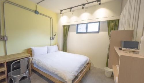 Deluxe Double Room with Shower