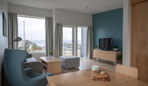 Two-Bedroom Apartment with Sea View