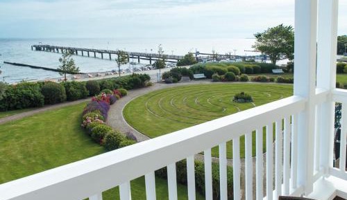 Double Room with Balcony and Sea View