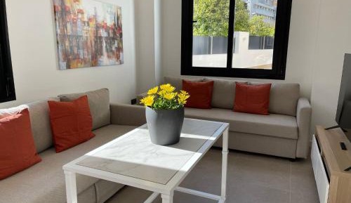 One-Bedroom Apartment