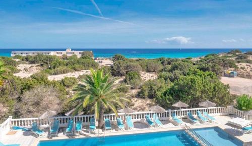 Double Room with Balcony and Sea View