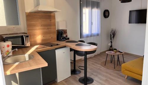 Studio - Split Level