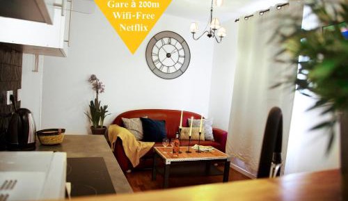 Apartment with Shower