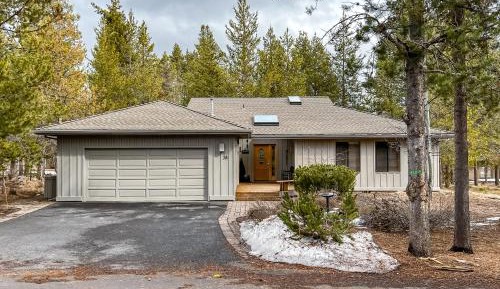 Four bedroom holiday home 