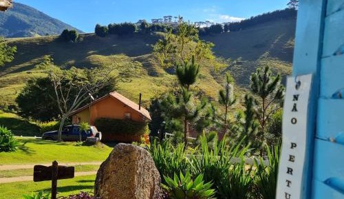 Deluxe Chalet with Hot Tub 1