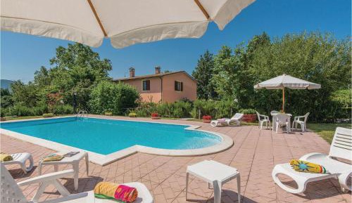 Three-Bedroom Holiday Home 