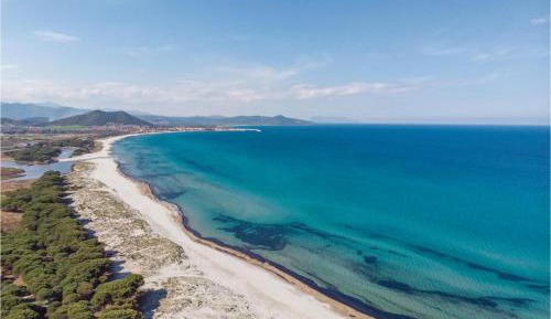 Six-Bedroom Holiday Home