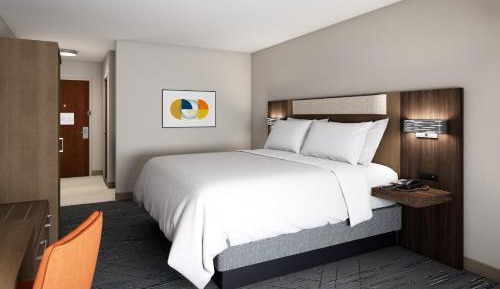 Standard King Room