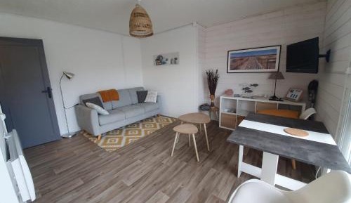 Studio with Balcony
