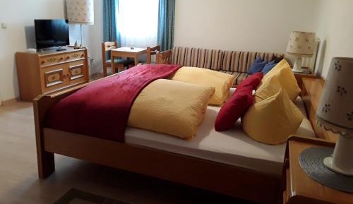 Triple Room with Bathroom