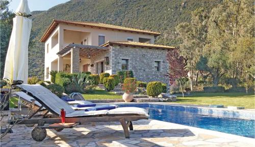 Four-Bedroom Holiday Home