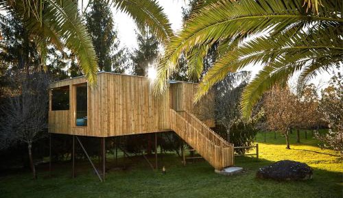 Cottage with Garden View