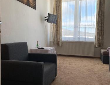 Triple Room with Bath