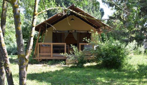  Eco-lodge 1