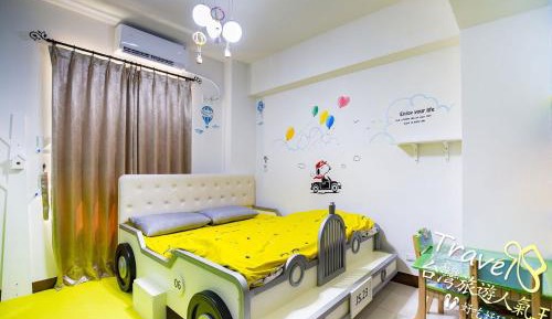 Standard Queen Room