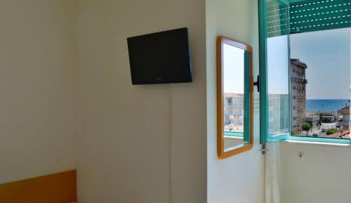 Small Single Room