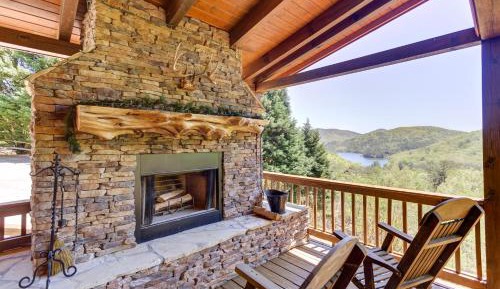 Four bedroom holiday home 