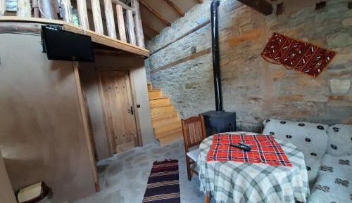 Apartment - Split Level