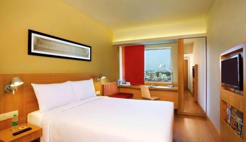Standard Room Queen Bed