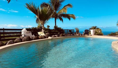 Bungalow with Sea View