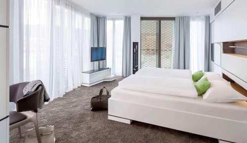 Suite with One Double Bed