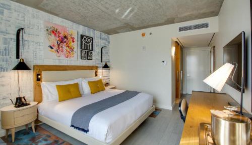 King Room with Bridge View