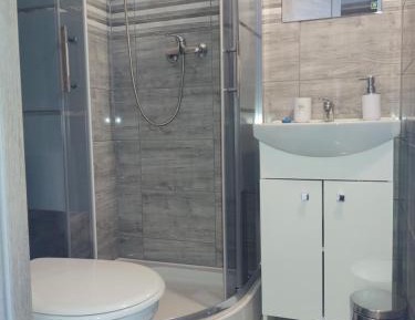 Twin Room with Private Bathroom
