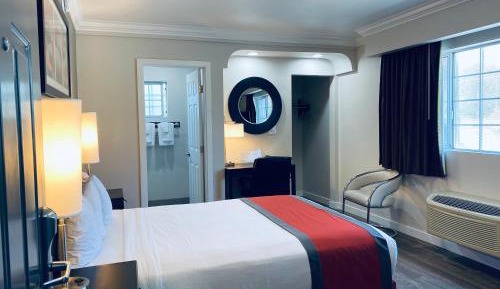 Queen Room - Disability Access