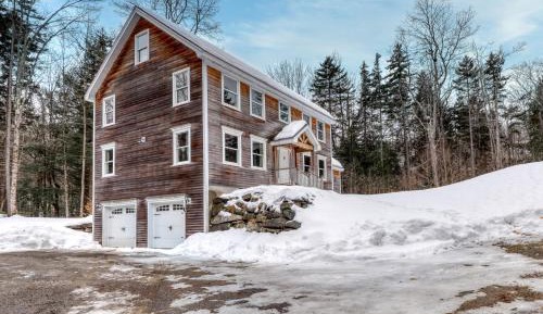 Four bedroom holiday home 