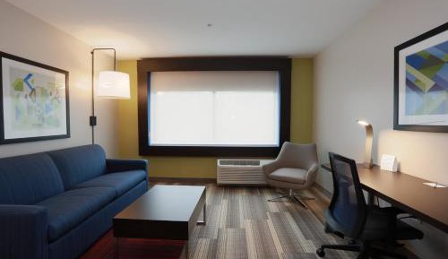 Standard King Room with Sofa Bed
