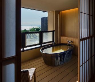 Superior Room with Tatami Area with Open-Air Bath