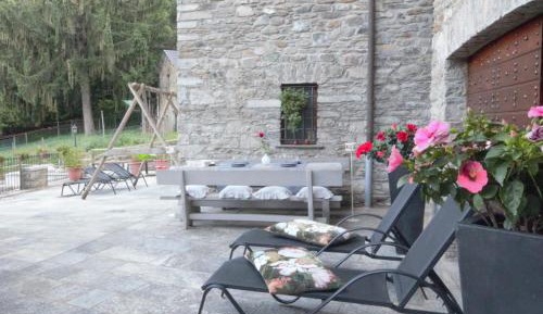 One-Bedroom Apartment with Lake View - Borgo 2
