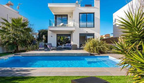 Villa with Private Pool