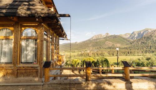 Two-bedroom superior apartment with mountain view