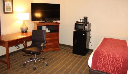 Standard Queen Room with Two Queen Beds - Non-Smoking