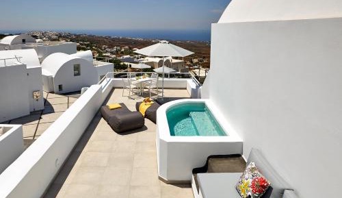 Executive 2BD Suite with Sea View & outdoor Jacuzzi