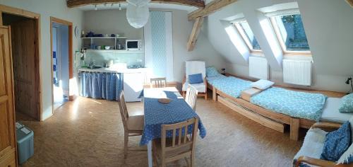 Apartment with Garden View