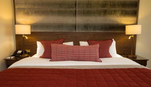 Resort Deluxe King with Balcony