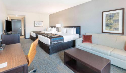 Deluxe Queen Room with Two Queen Beds - Non-Smoking
