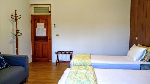 Twin Room with Mountain View