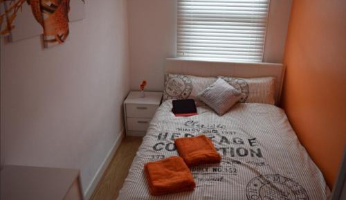 Double Room with Shared Bathroom