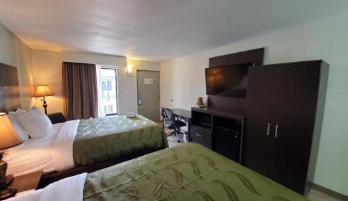 Double Room with Two Double Beds - Smoking