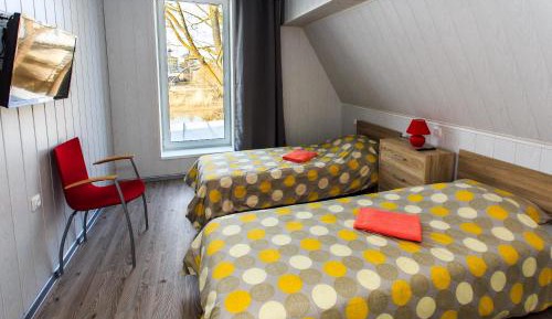 Twin Room with Shared Toilet