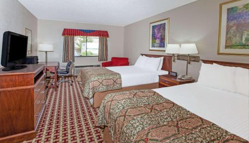 Standard Room with Two Double Beds - Non-Smoking