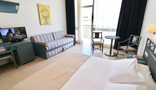 Quadruple Room with Balcony